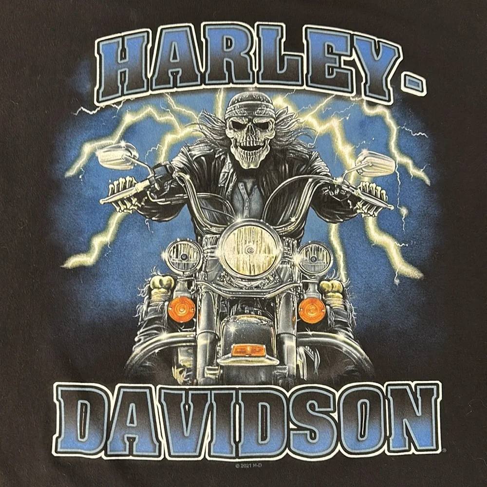 Harley Davidson Motorcycles graphic print skull riding bike lighting T shirt - Picture 3 of 5